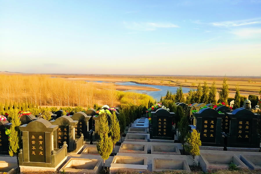 沈阳圣河山墓园 沈阳圣河山墓园