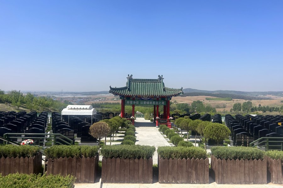 沈阳龙福山墓园