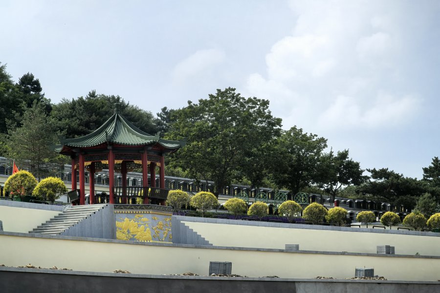 沈阳龙福山墓园