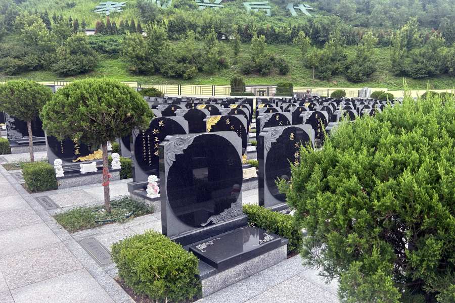 沈阳龙福山墓园