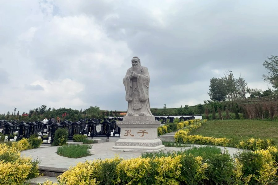 沈阳隆宝山墓园 沈阳隆宝山墓园