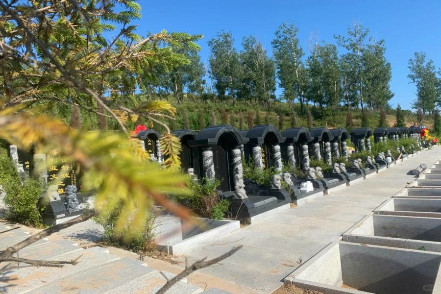 沈阳隆宝山墓园