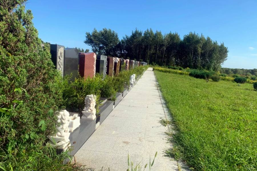 沈阳隆宝山墓园 沈阳隆宝山墓园