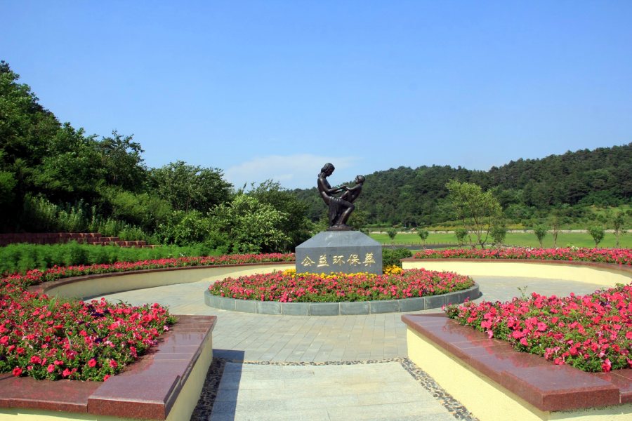 沈阳观陵山墓园