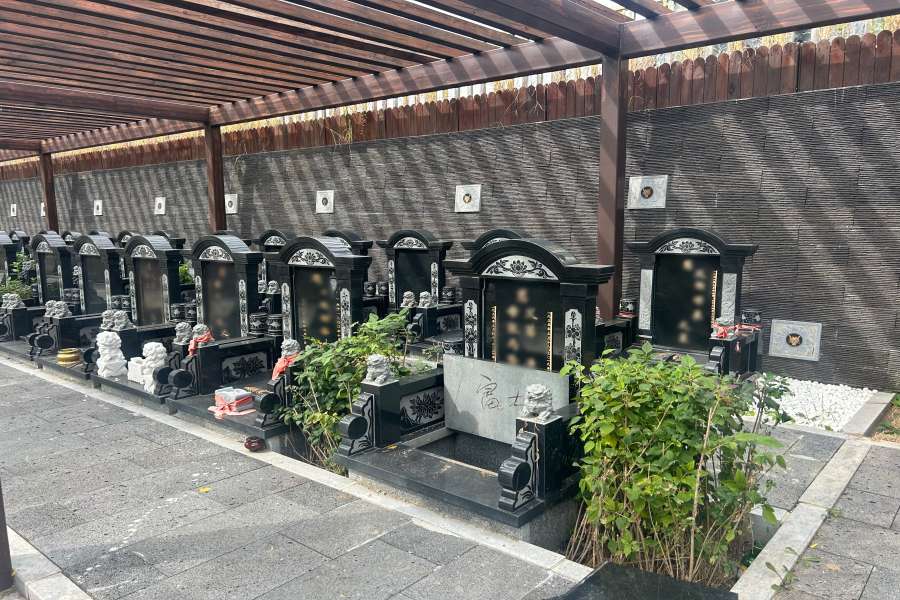 沈阳纪念林墓园