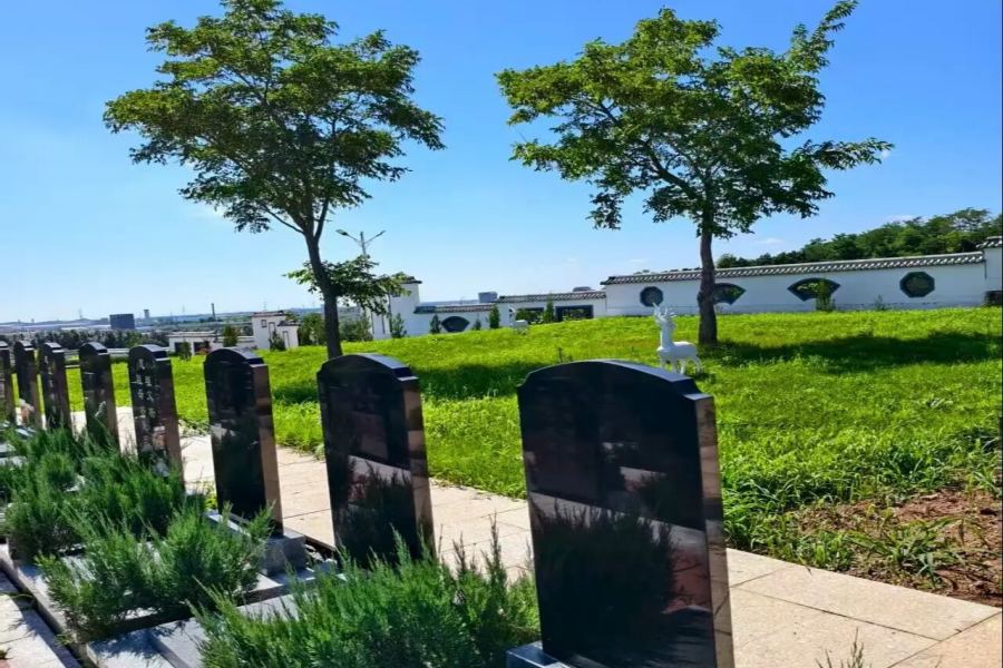 沈阳圣龙泉墓园 沈阳圣龙泉墓园