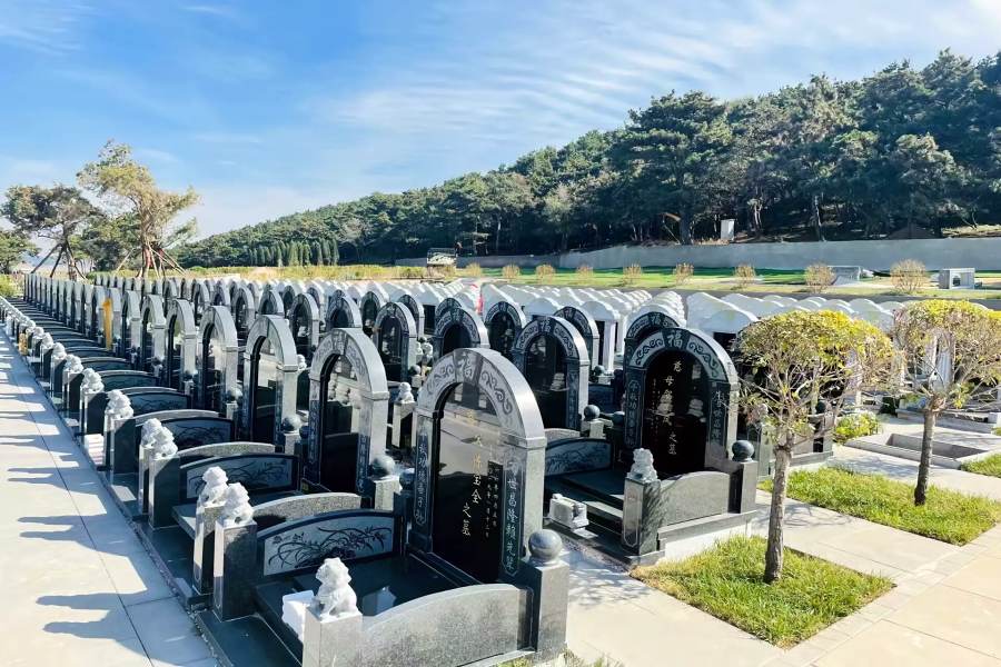 沈阳百贯山松陵公墓