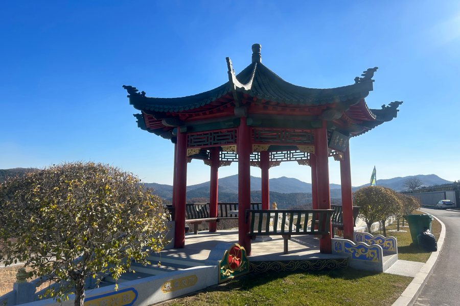 沈阳龙福山墓园