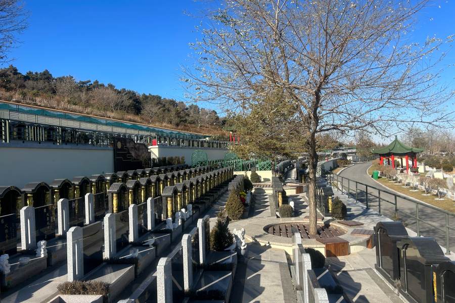 沈阳龙福山墓园