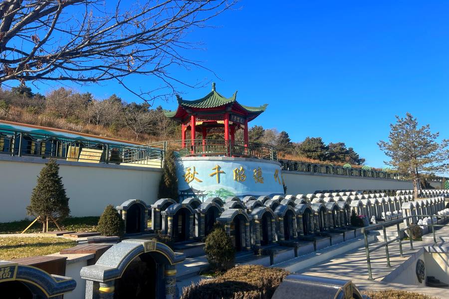 沈阳龙福山墓园