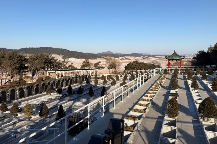 沈阳龙福山墓园