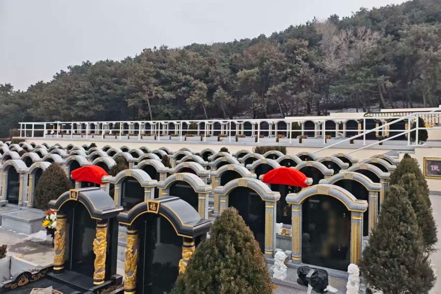沈阳龙福山墓园