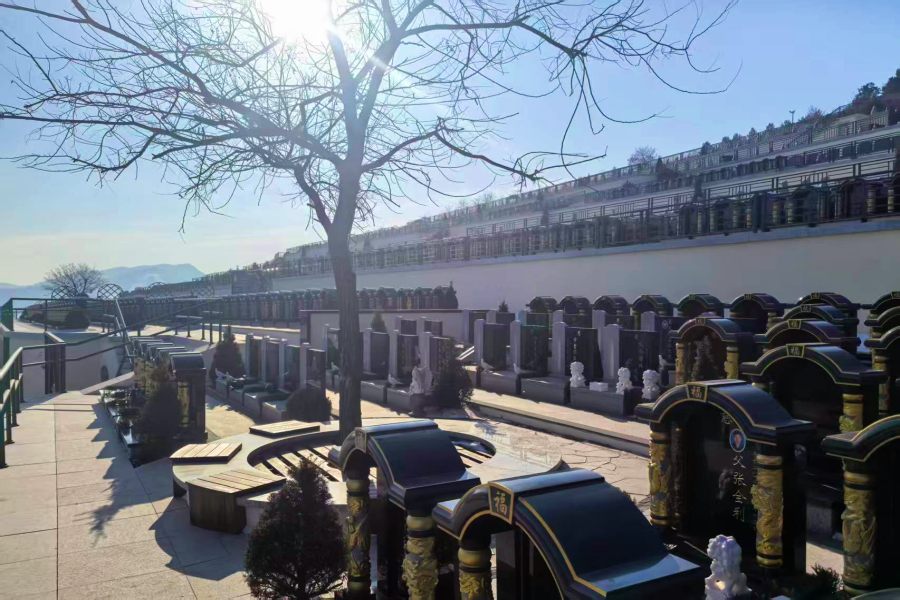 沈阳龙福山墓园