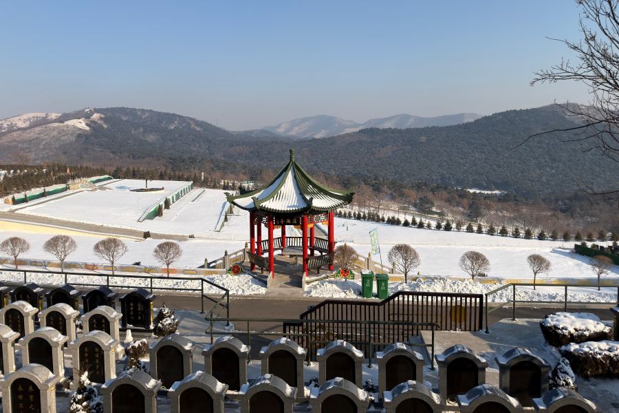 沈阳龙福山墓园
