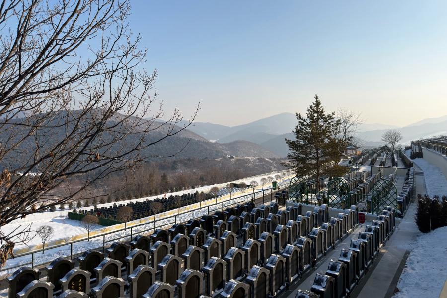 沈阳龙福山墓园