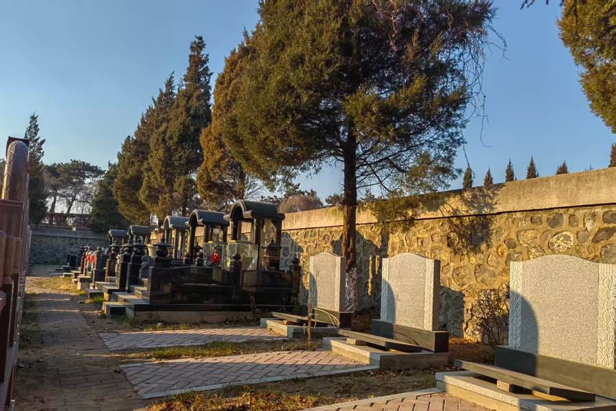 沈阳回龙岗公墓