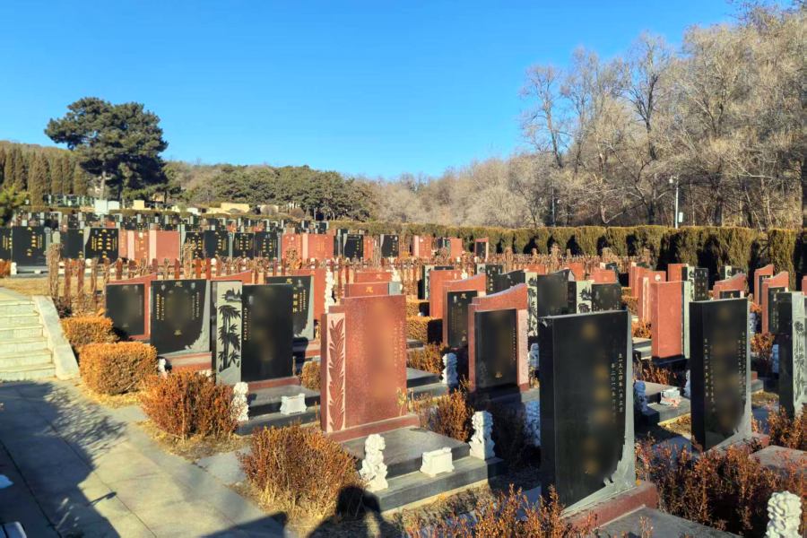 沈阳龙泉古园墓园
