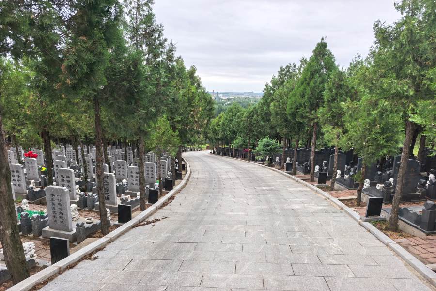 沈阳塔山公墓