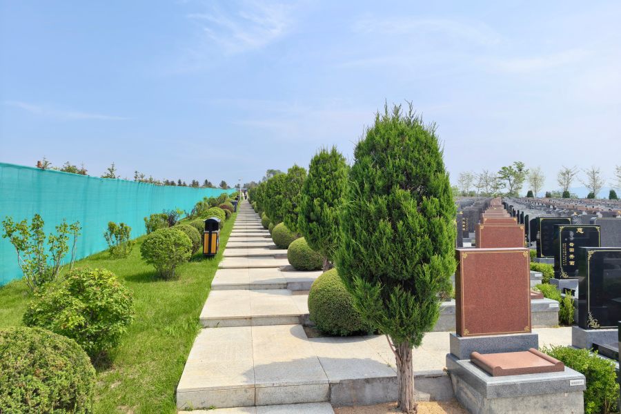 沈阳北龙山墓园