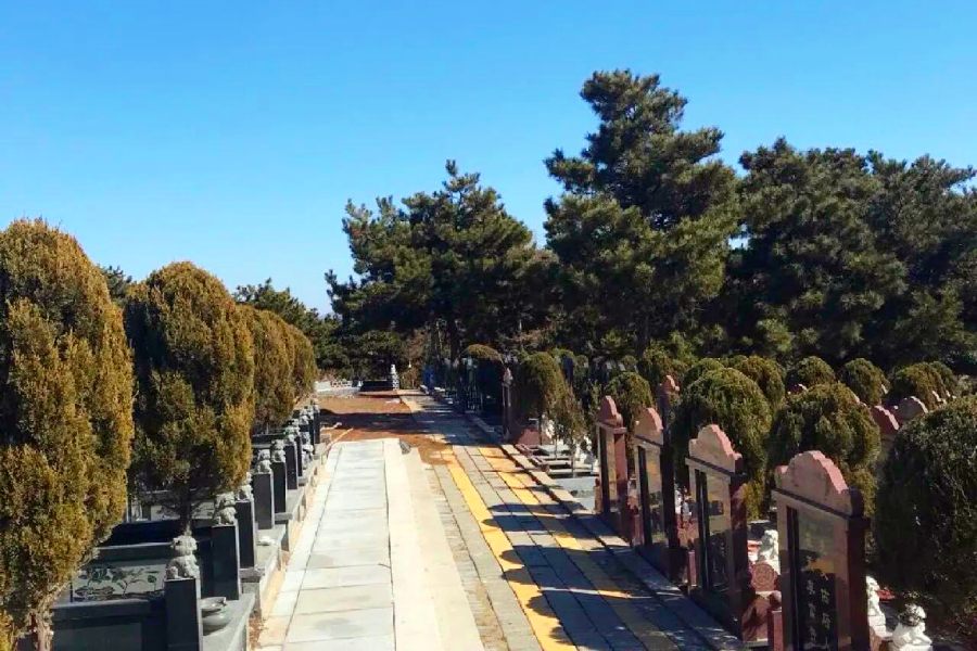 沈阳塔山公墓