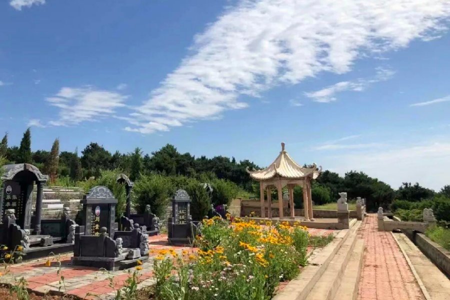 沈阳塔山公墓