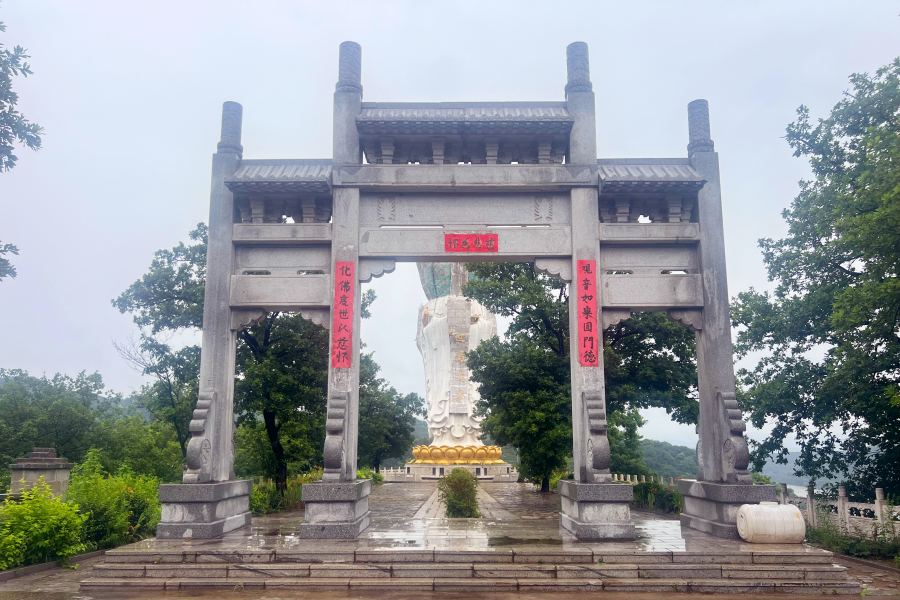 沈阳大河贝墓园