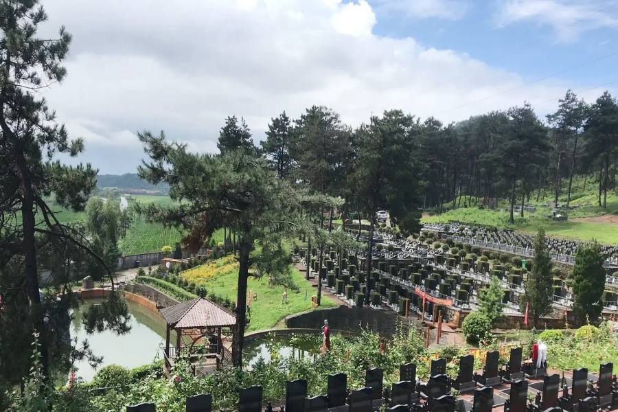 沈阳塔山公墓