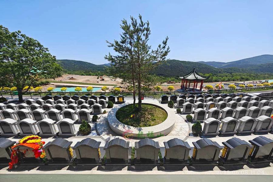 沈阳龙福山墓园