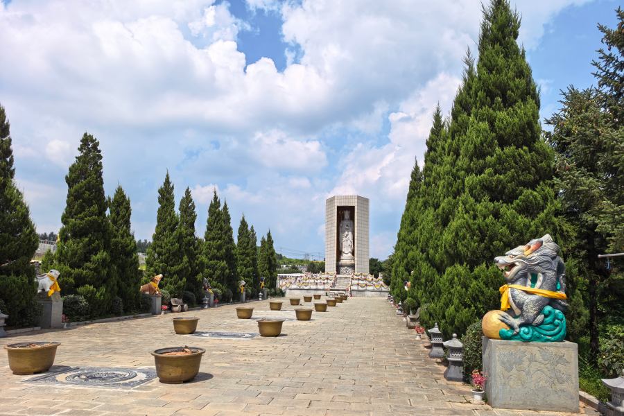 沈阳骏龙泉墓园