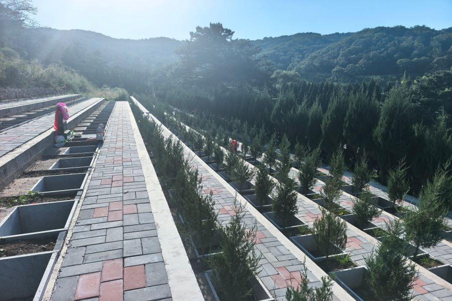 沈阳大河贝墓园