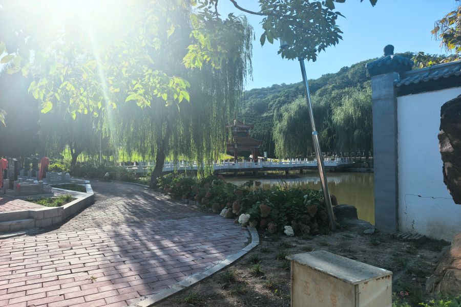 沈阳大河贝墓园